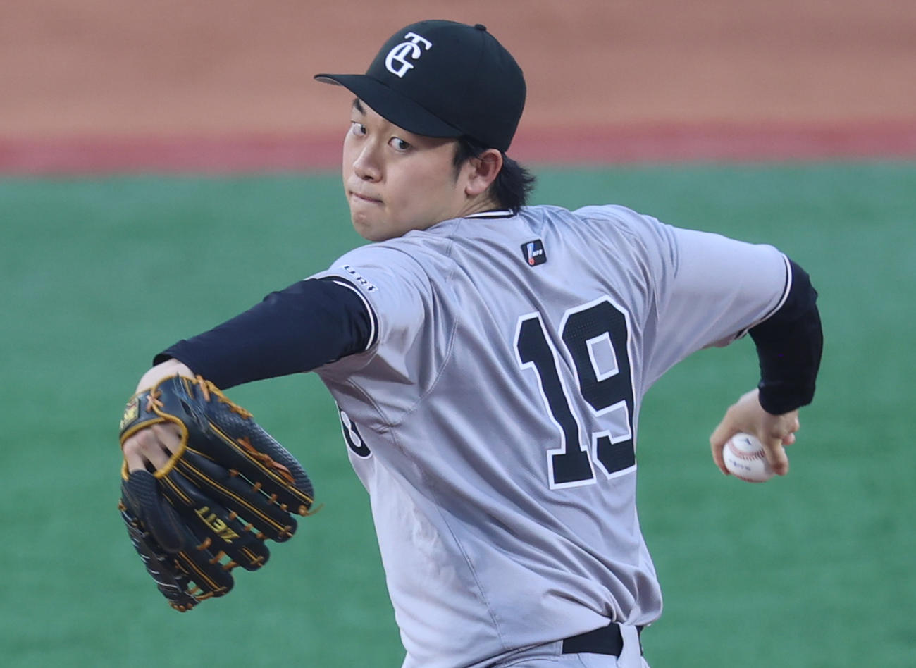 巨人山崎伊織（2025年8月8日撮影）