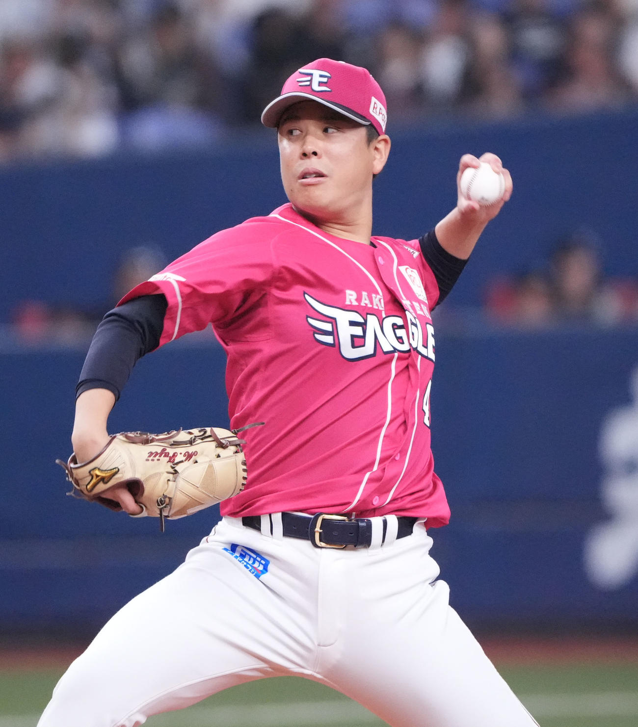 オリックス対楽天　1回裏、登板する楽天先発の藤井（撮影・森本幸一）