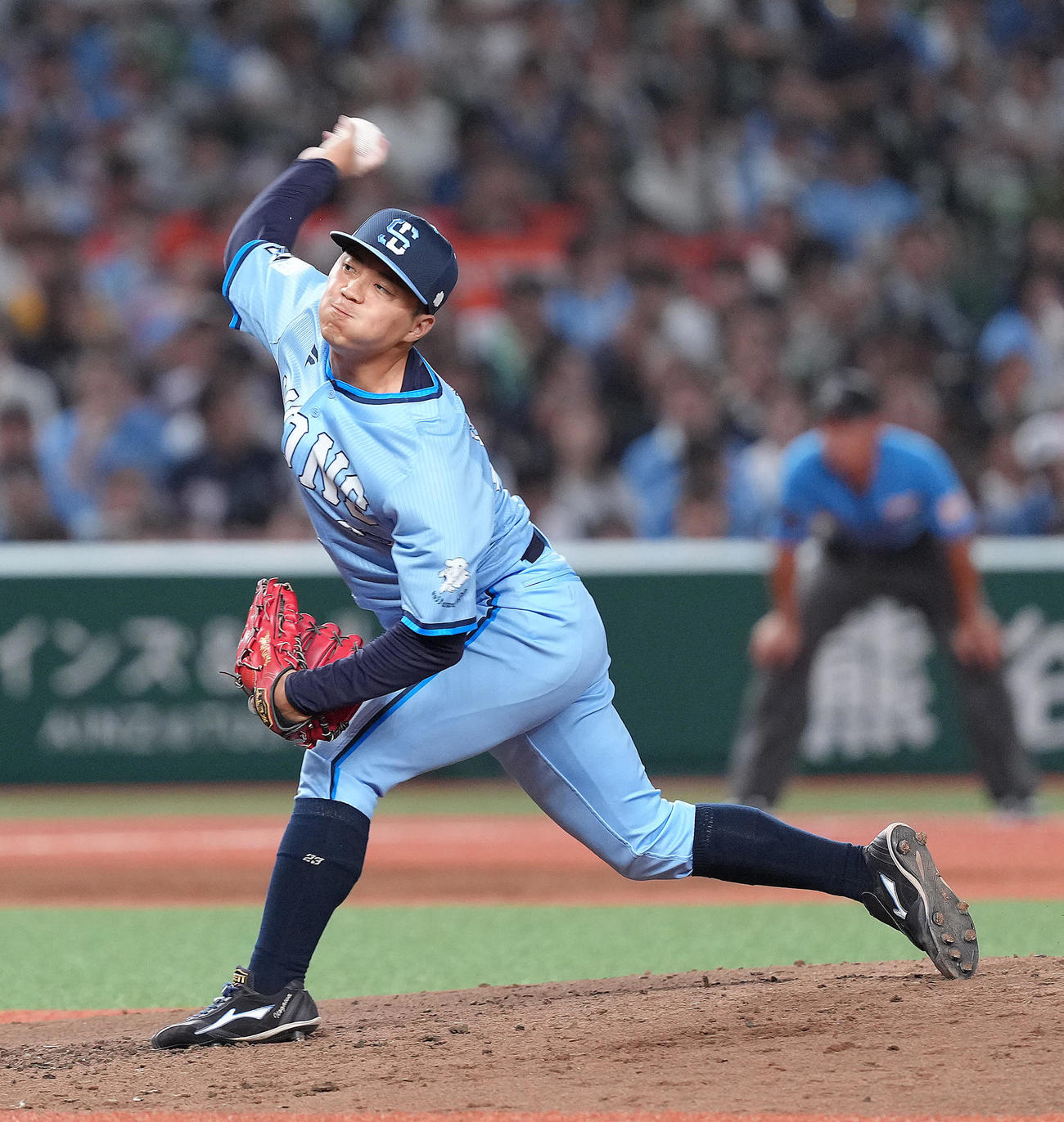 西武対ソフトバンク　3回から登板した西武糸川（撮影・足立雅史）