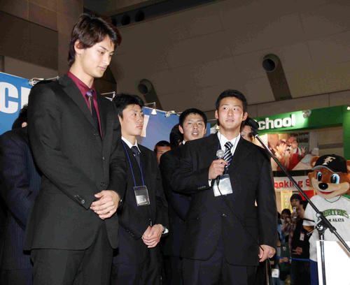 中日】引退決断の中田翔 大阪桐蔭で甲子園3度 日本ハム入団→無償