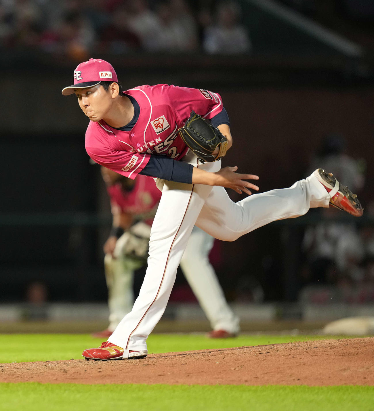 楽天対日本ハム　楽天2番手の西口（撮影・井上学）