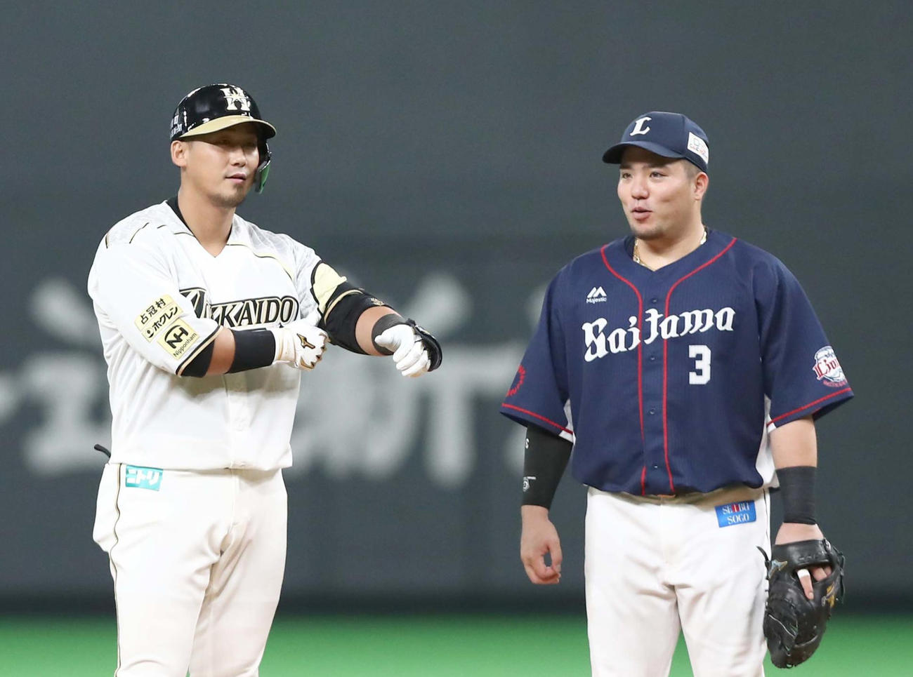 日本ハム時代の中田翔と西武時代の山川穂高（2020年撮影）