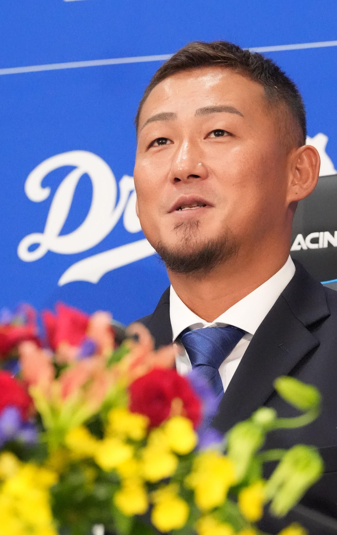現役引退を表明し会見する中日中田（撮影・森本幸一）