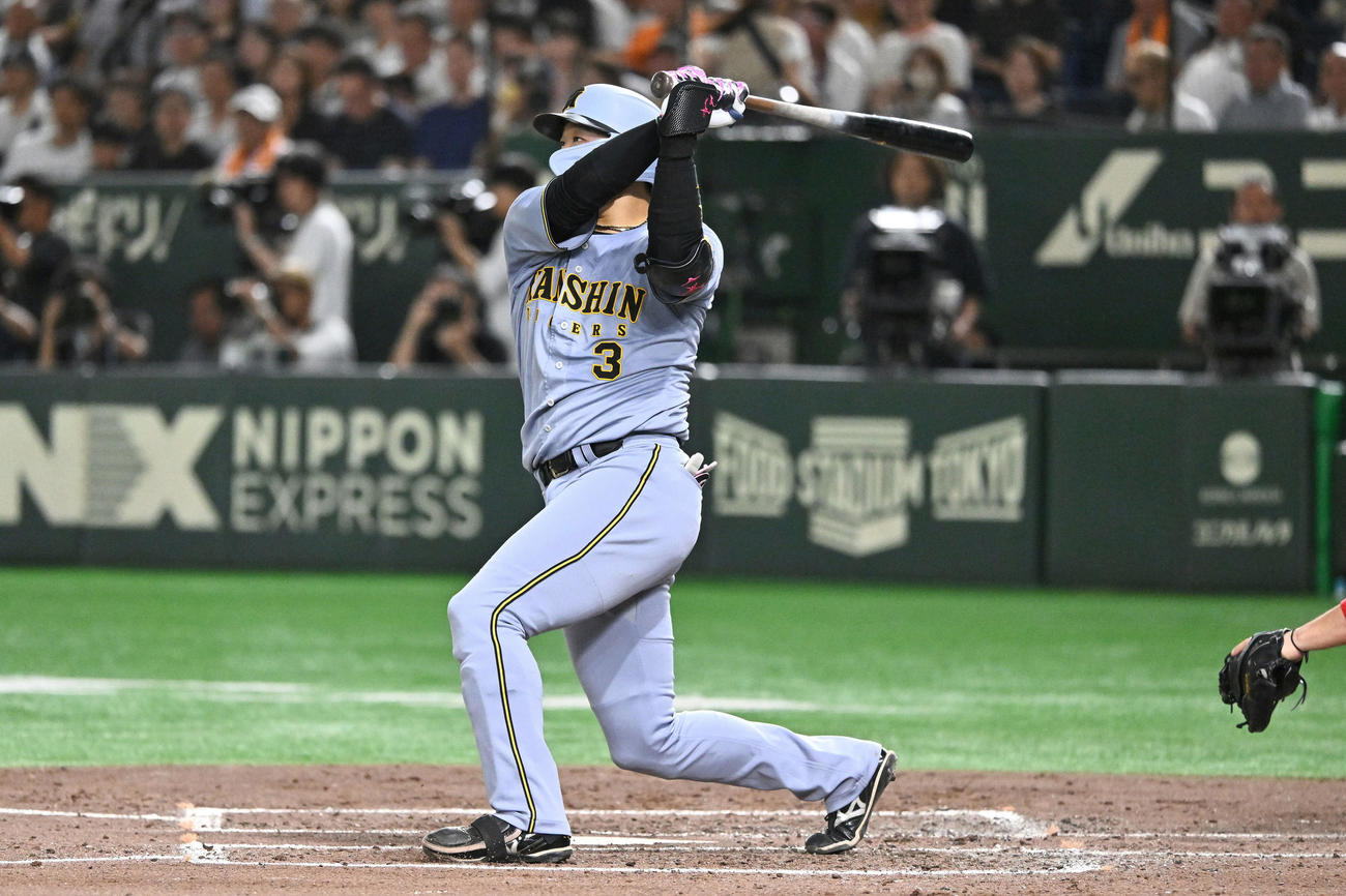 大山悠輔＝25年8月15日　