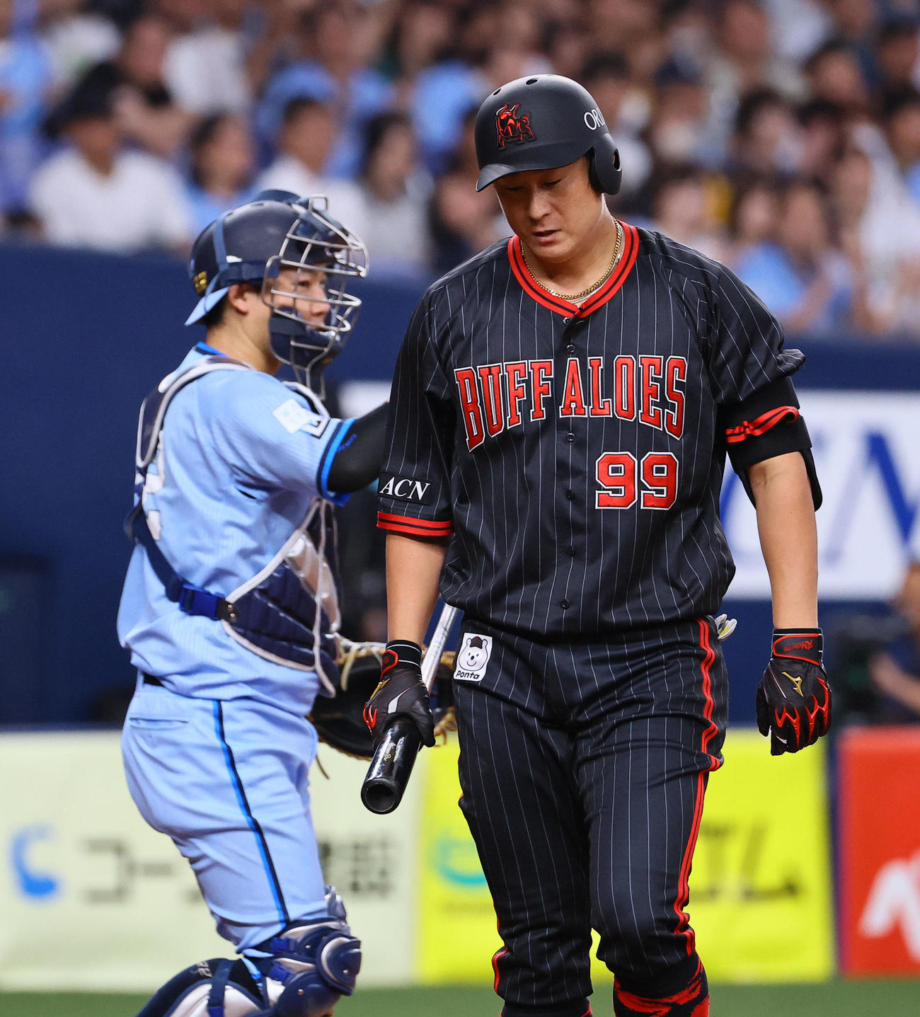 オリックス対西武　9回裏オリックス無死一塁、三振に倒れた杉本（撮影・藤尾明華）