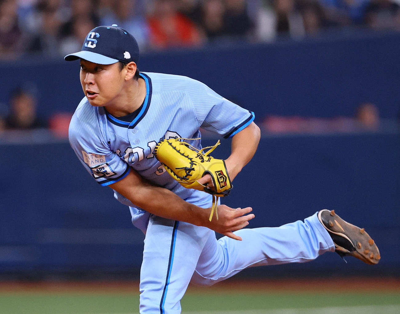 オリックス対西武　8回、3番手で登板した西武山田（撮影・藤尾明華）