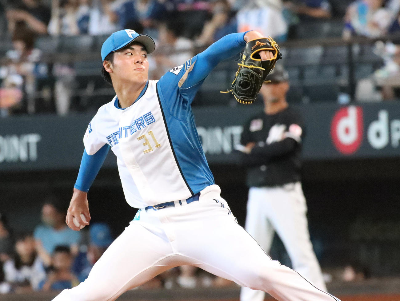 日本ハム対ロッテ　先発する日本ハム柴田（撮影・永野高輔）