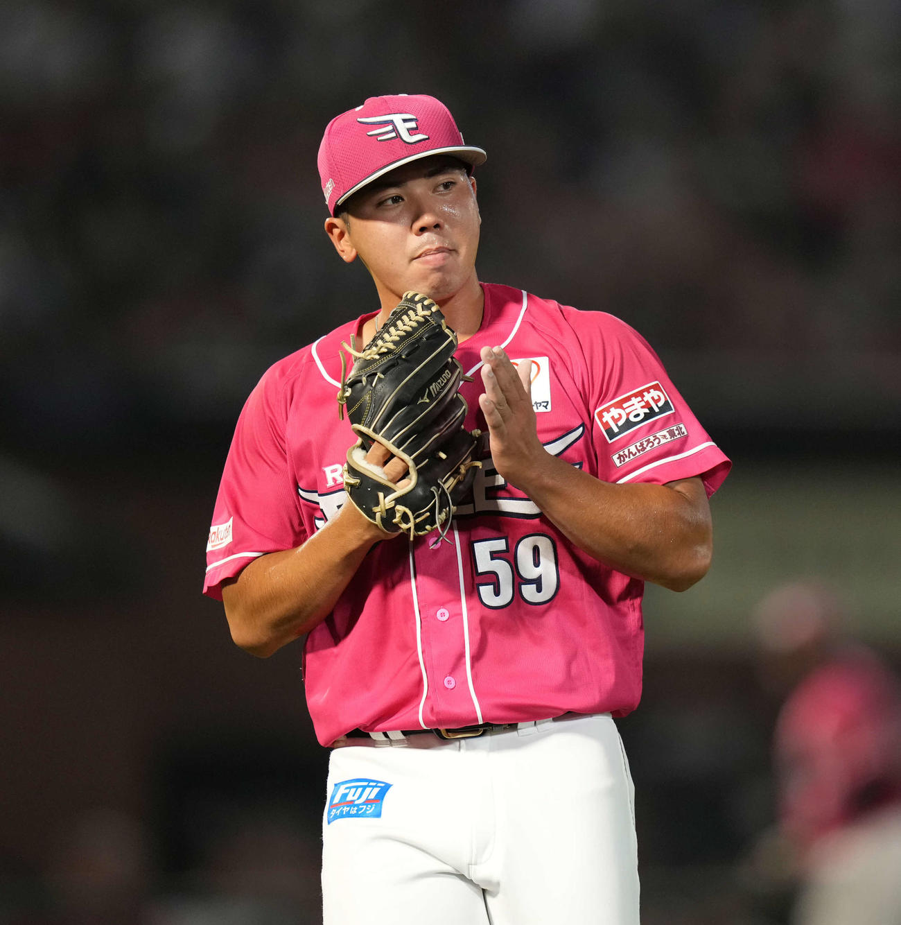 楽天対日本ハム　8回を投げ終えた泰（撮影・井上学）