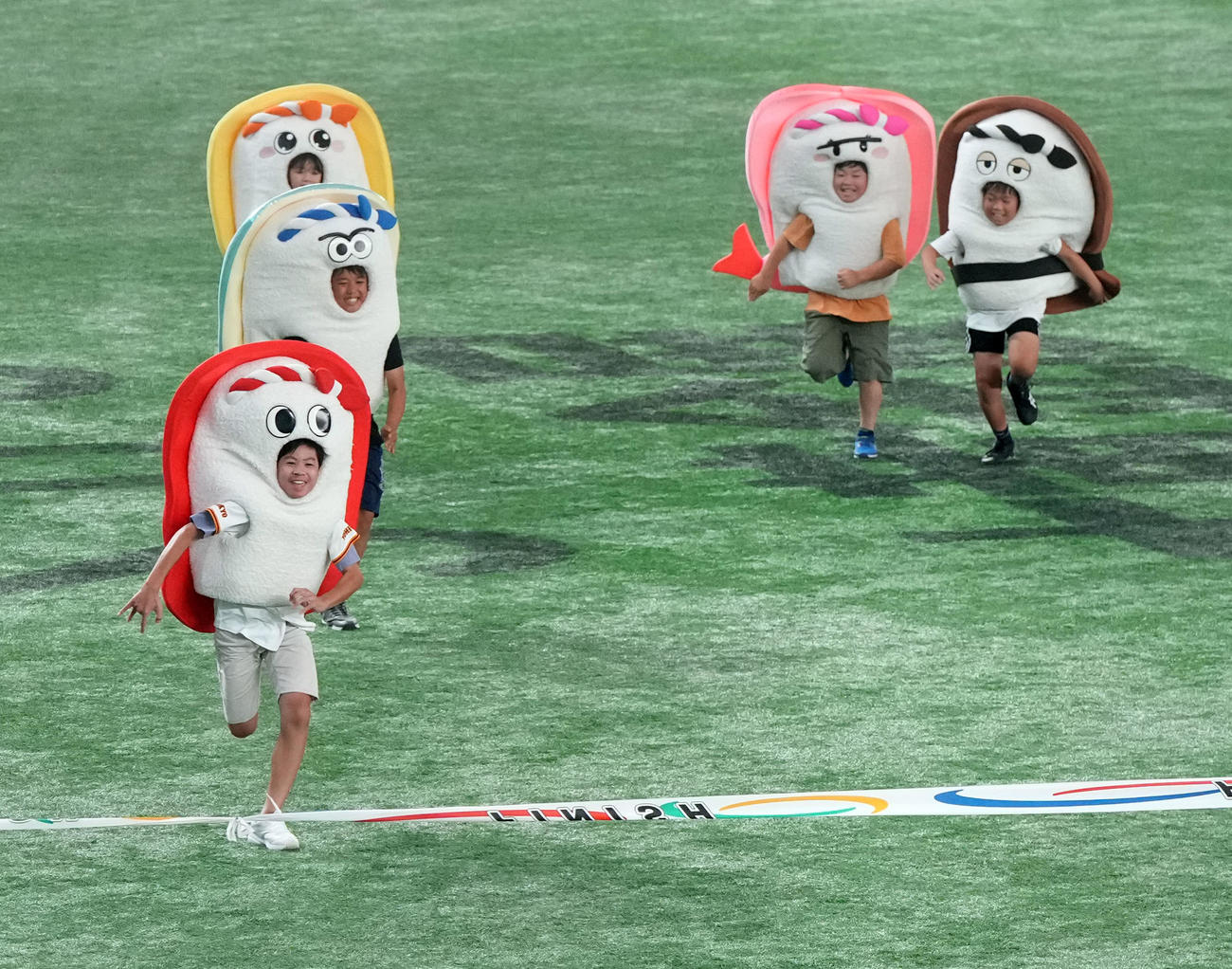 巨人対阪神　すしレースは、まぐろが完勝（撮影・たえ見朱実）