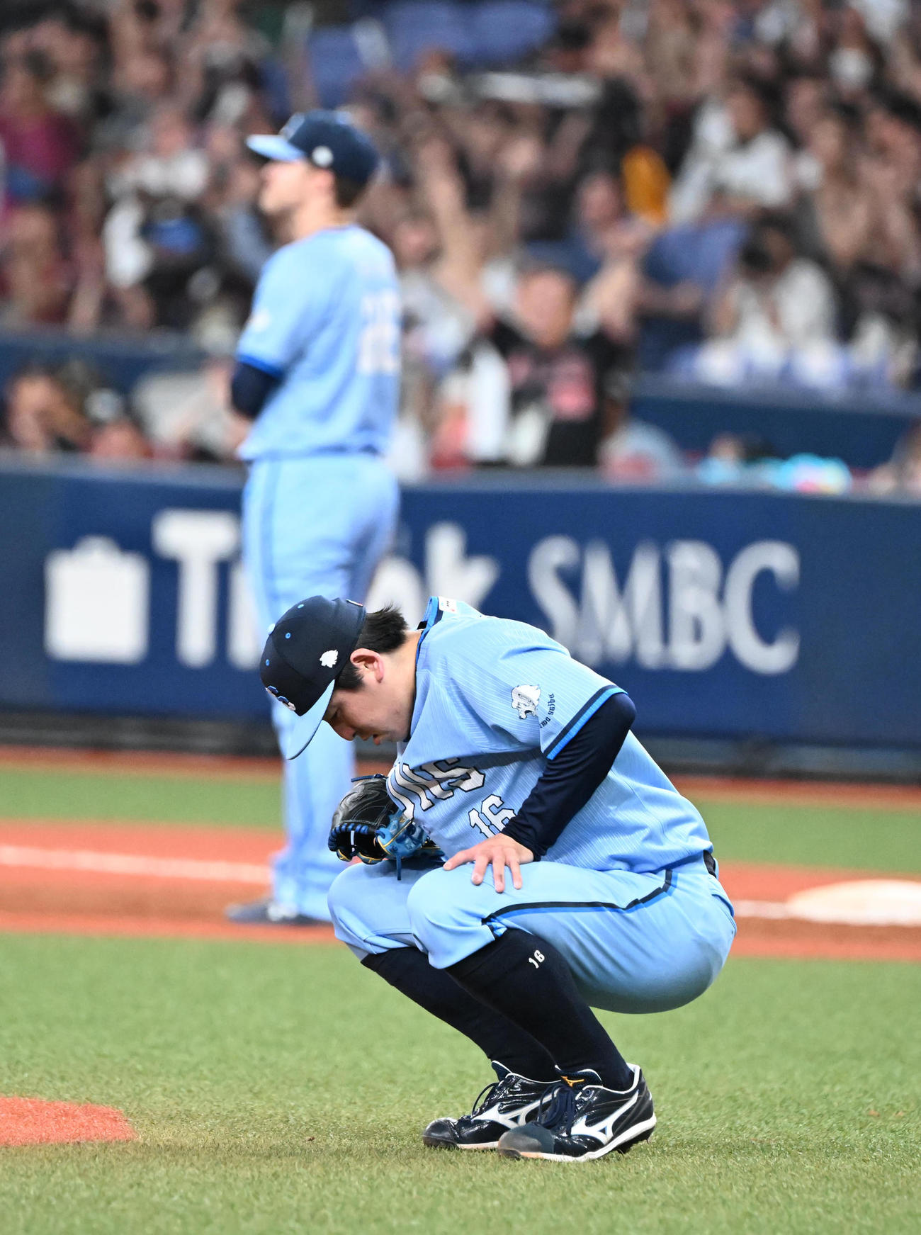 オリックス対西武　6回裏オリックス2死一塁、中川に同点となる2点本塁打を浴びる隅田（撮影・和賀正仁）