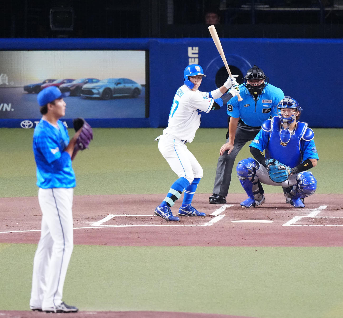 中日対DeNA 1回裏中日1死、打席に立つ樋口。投手藤浪（撮影・江口和貴）