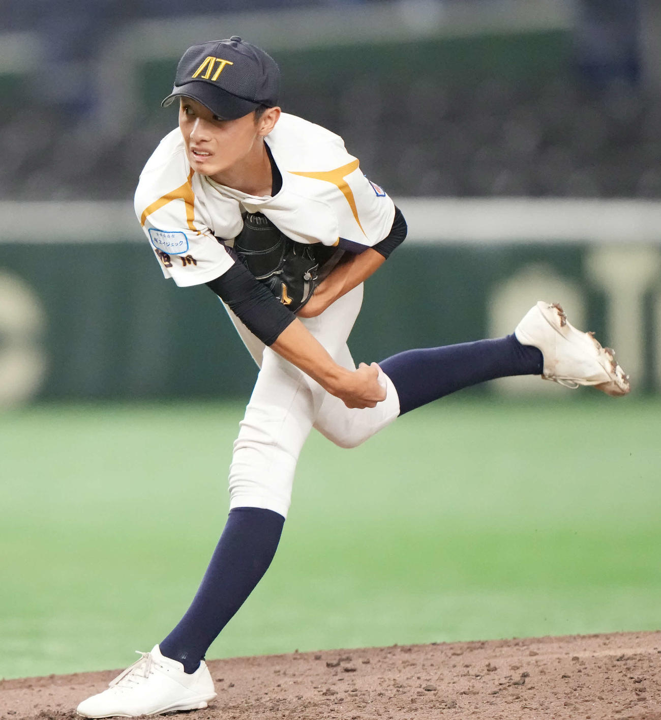 世田谷西リトルシニア対旭川大雪ボーイズ　5回表から登板し力投する旭川大雪ボーイズ・樽井（撮影・小島史椰）