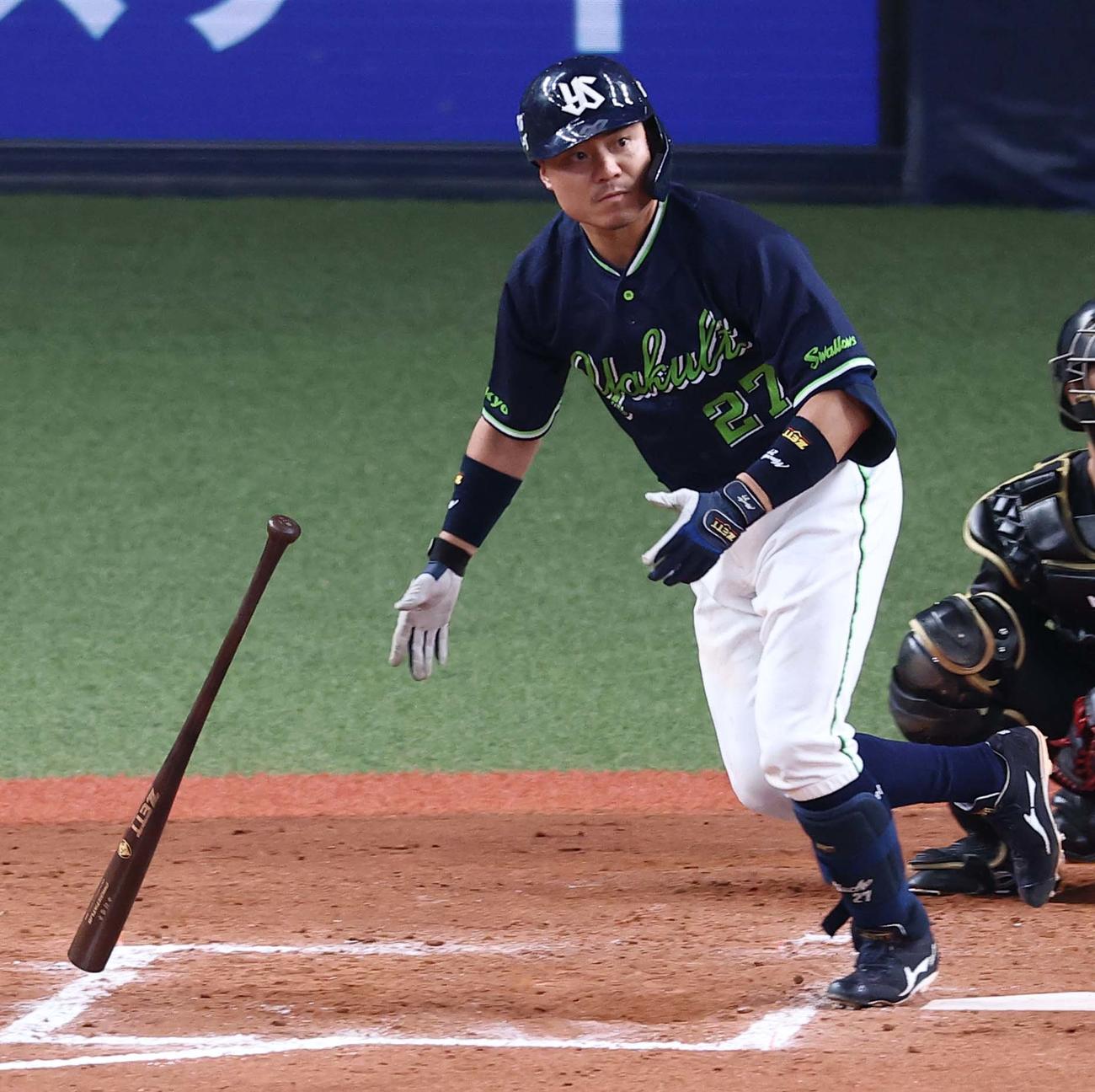 ヤクルト中村悠平（2025年8月10日撮影）