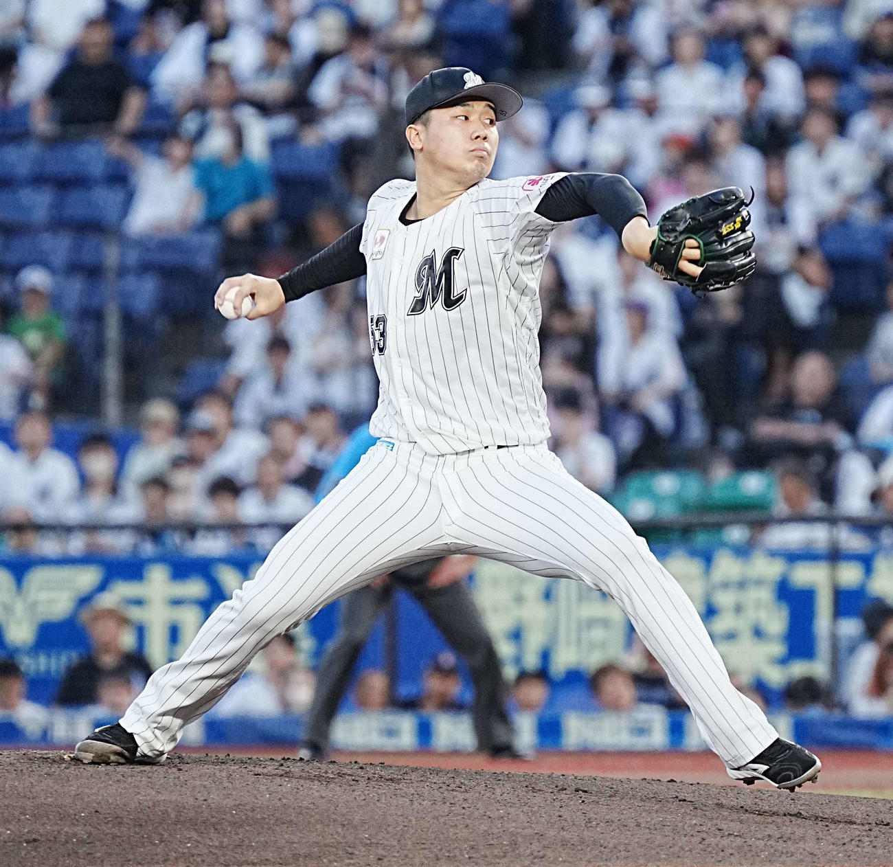 ロッテ対楽天　ロッテ先発の木村（撮影・小沢裕）