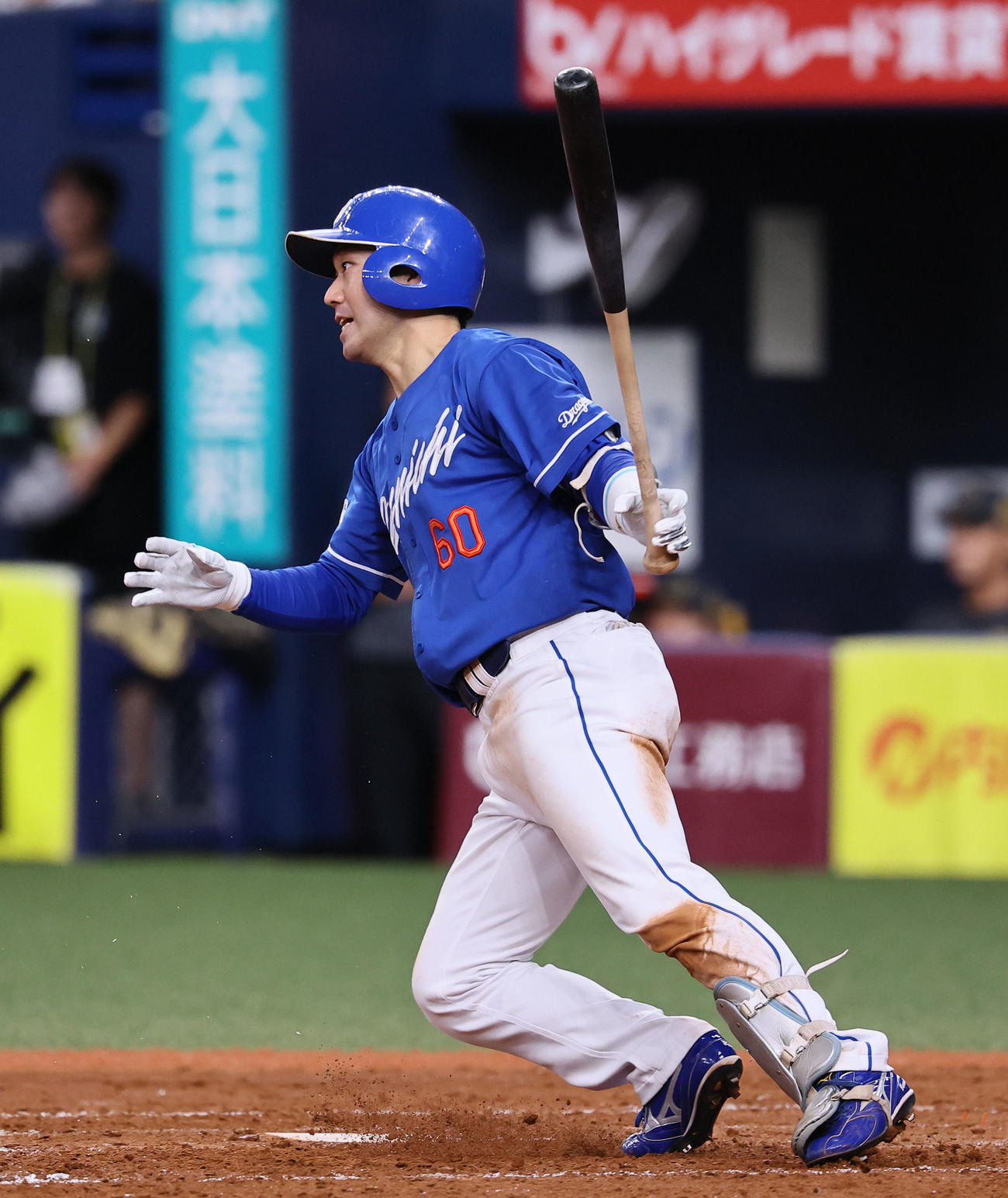 阪神対中日　5回表中日2死一、三塁、山本は中前適時打を放つ（撮影・藤尾明華）