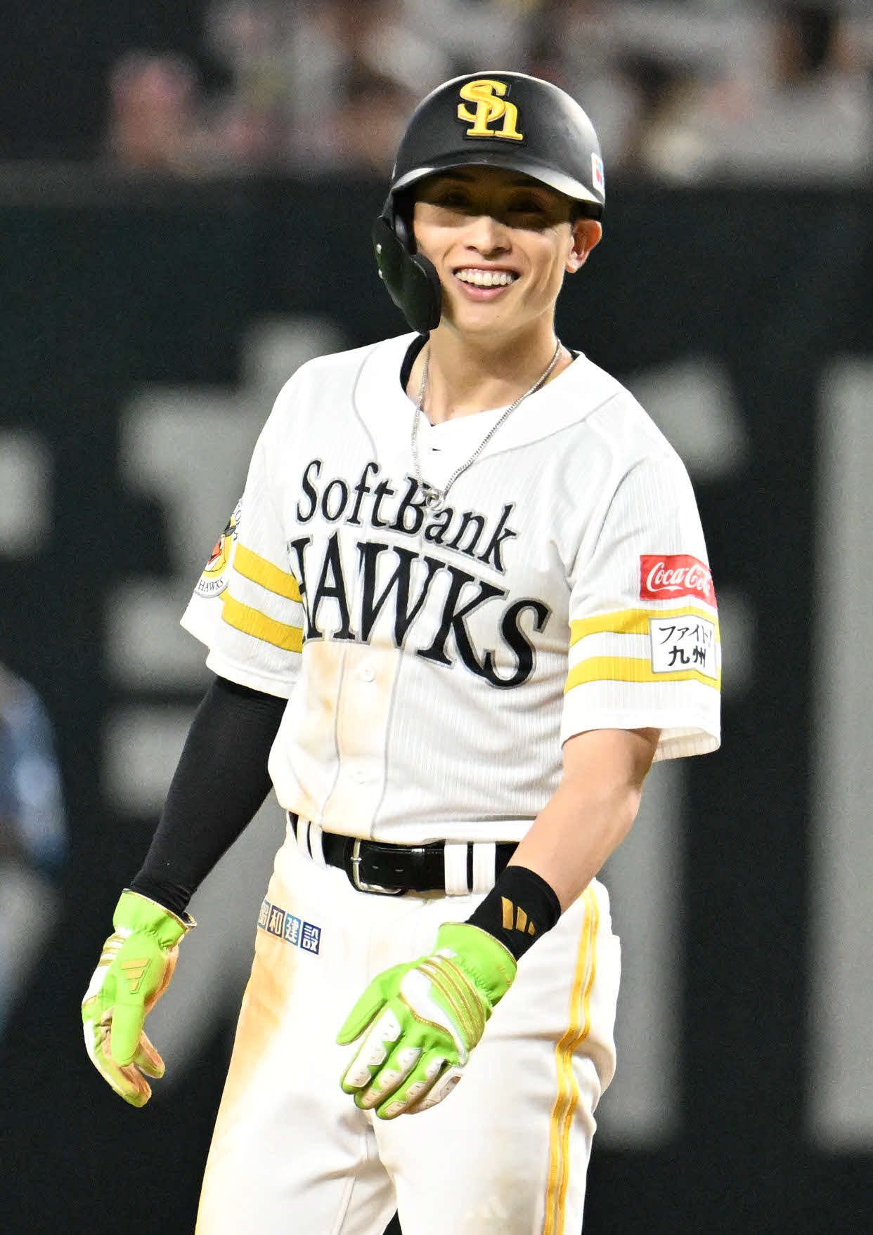 ソフトバンク対西武　6回裏ソフトバンク2死一、三塁、周東は盗塁成功（撮影・林敢治）