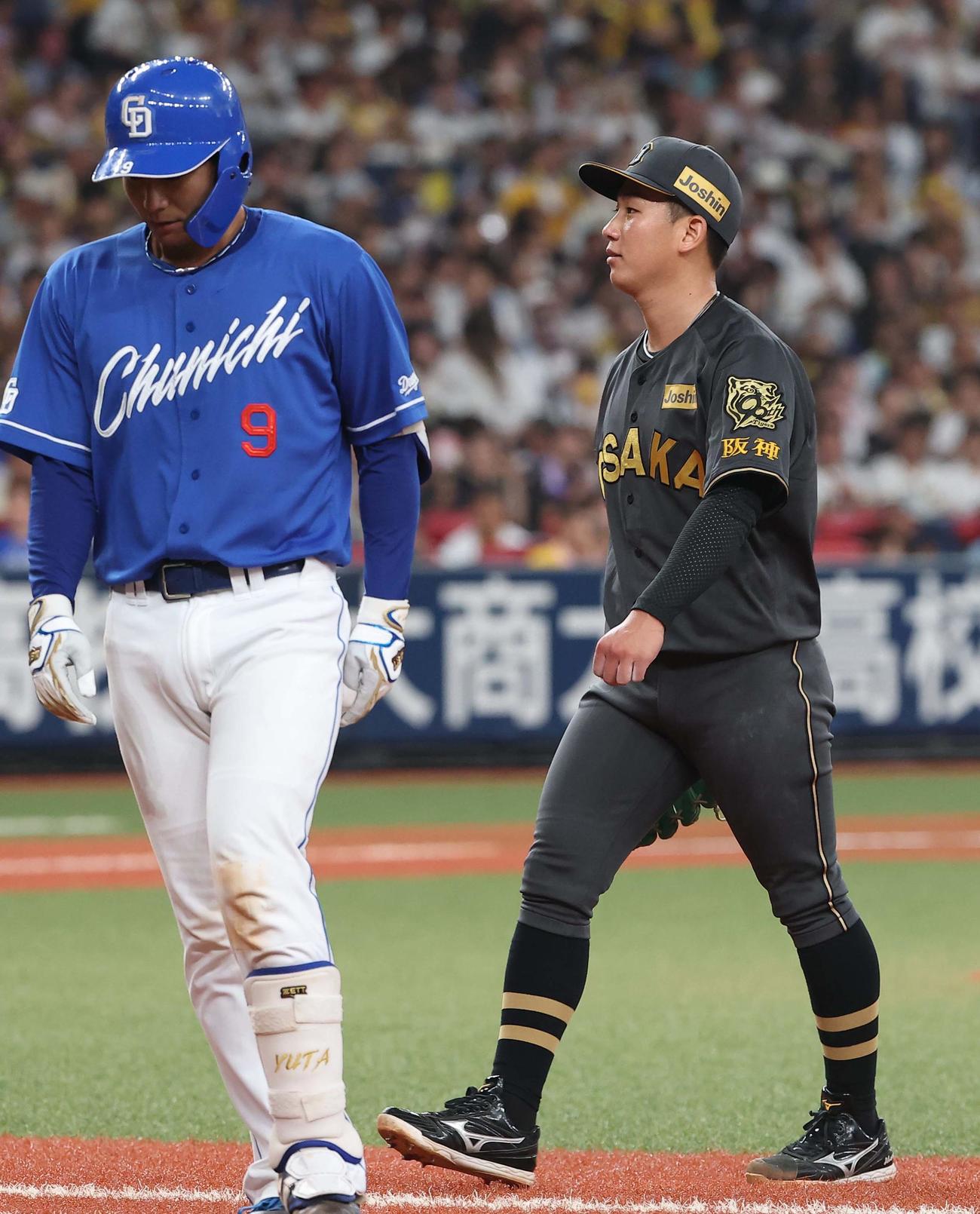 阪神対中日　6回2失点で降板する伊原（撮影・上田博志）