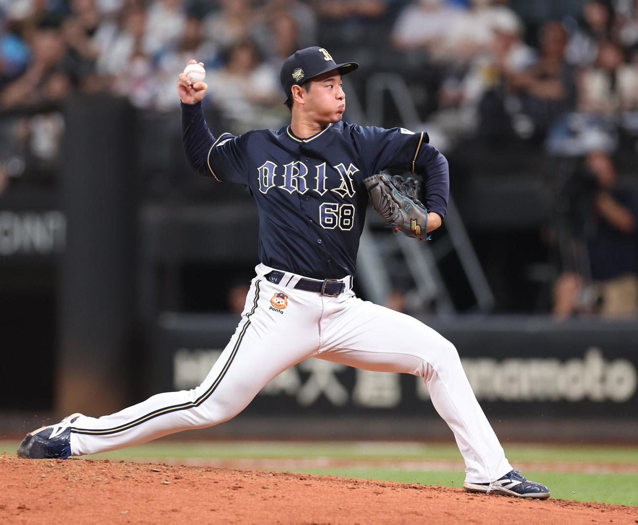 日本ハム対オリックス　5回に登板の入山（撮影・黒川智章）