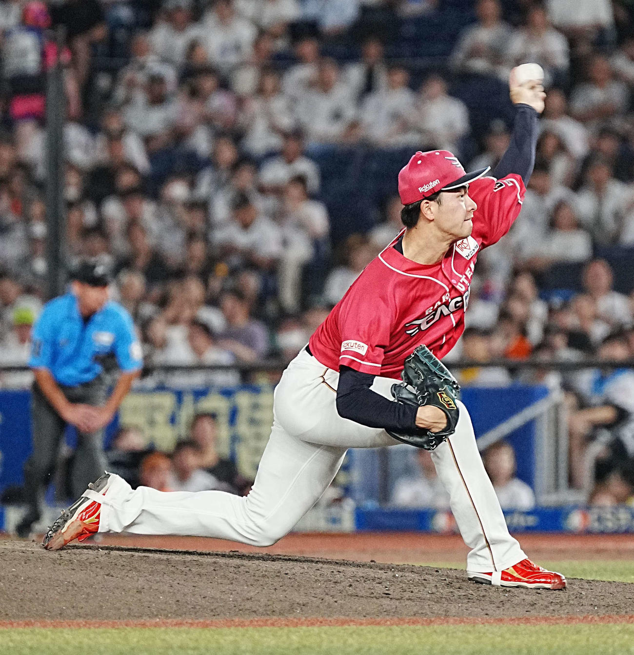 ロッテ対楽天　楽天先発の古謝（撮影・小沢裕）
