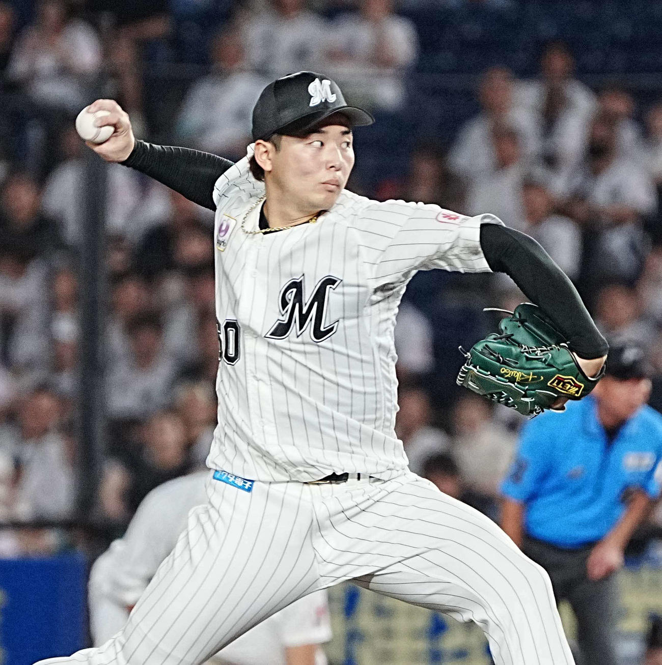 ロッテ対楽天　ロッテ5番手で登板した横山（撮影・小沢裕）