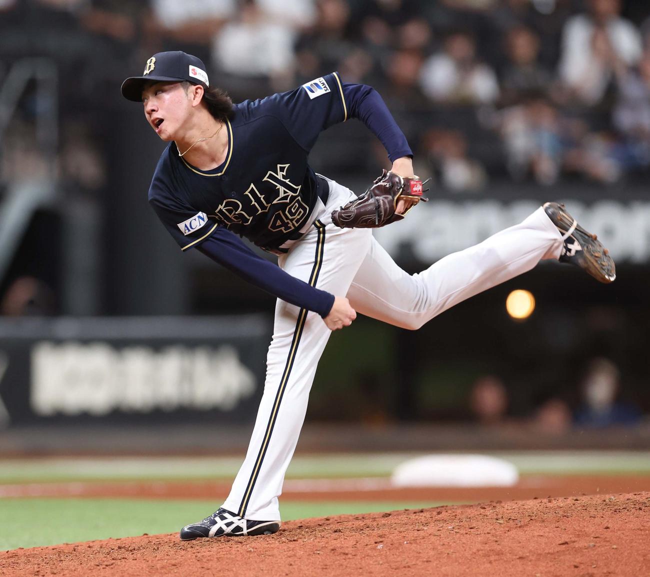 日本ハム対オリックス　7回に登板の片山（撮影・黒川智章）