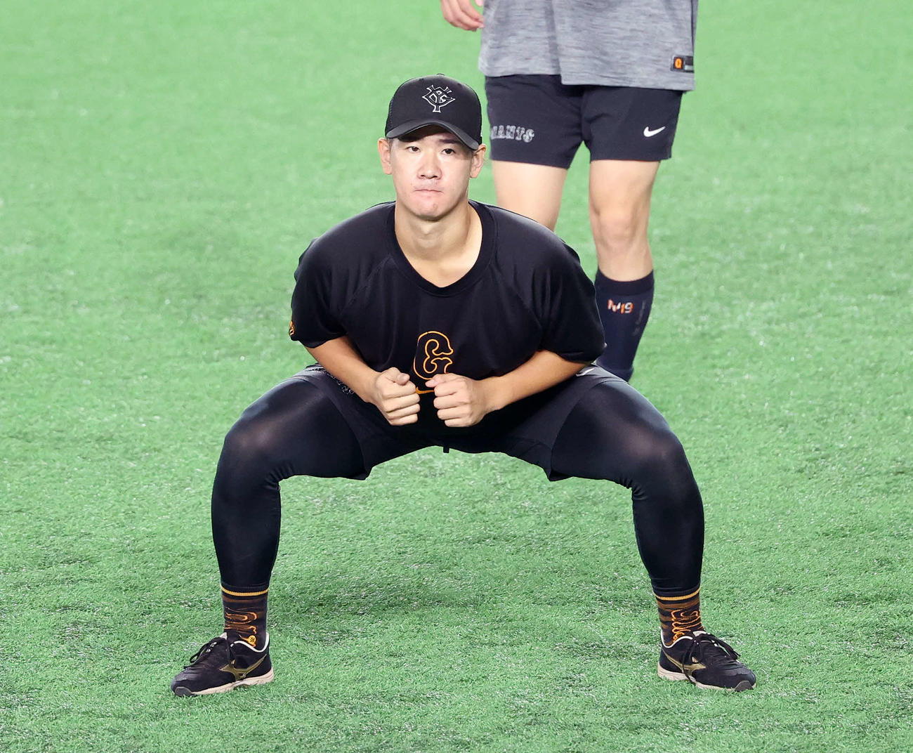 巨人対DeNA　アップする巨人井上（撮影・鈴木正人）