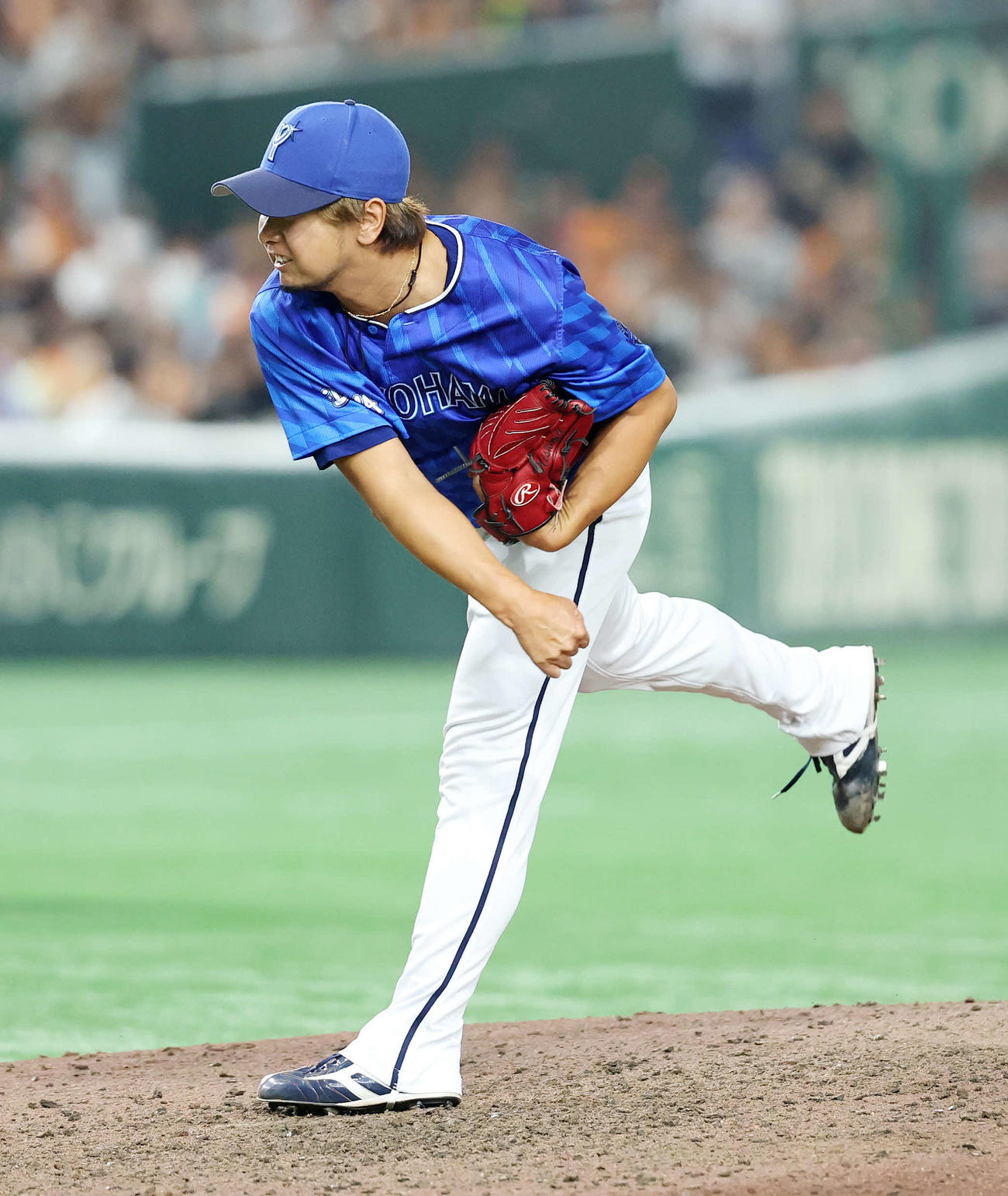 巨人対DeNA　力投するDeNA3番手の三嶋（撮影・鈴木正人）