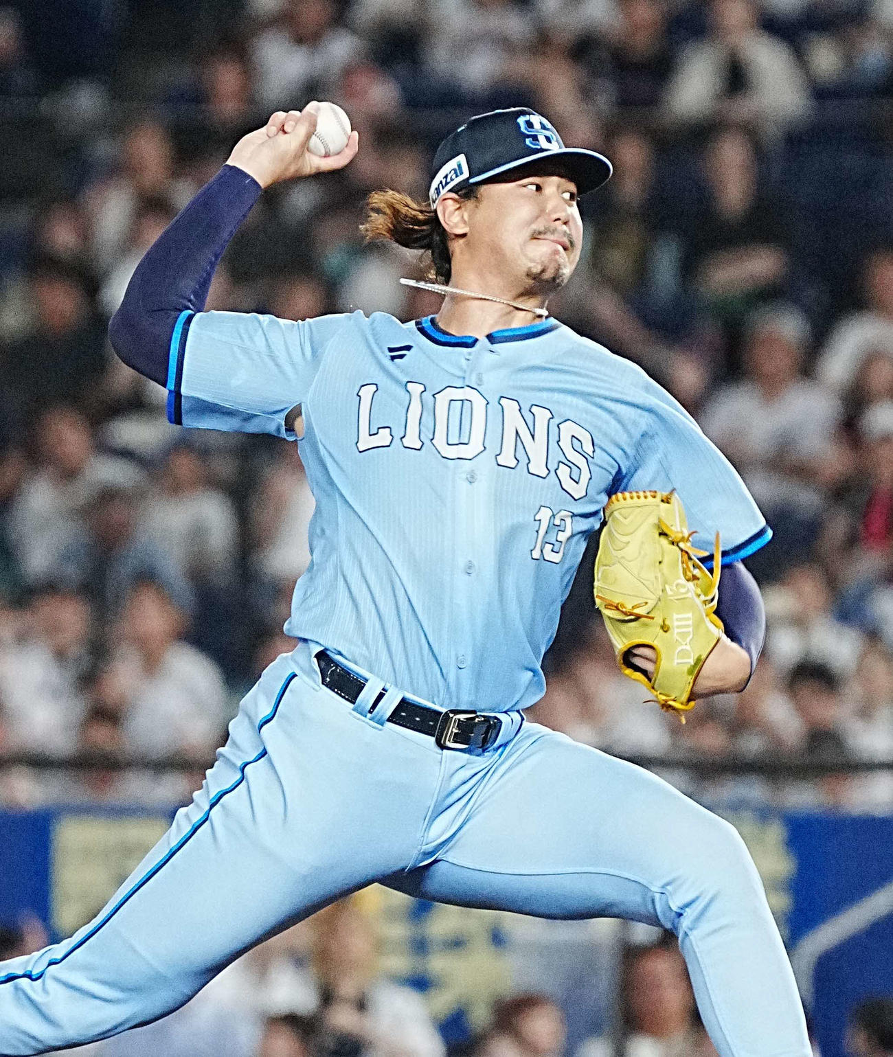 ロッテ対西武　西武先発の高橋（撮影・小沢裕）