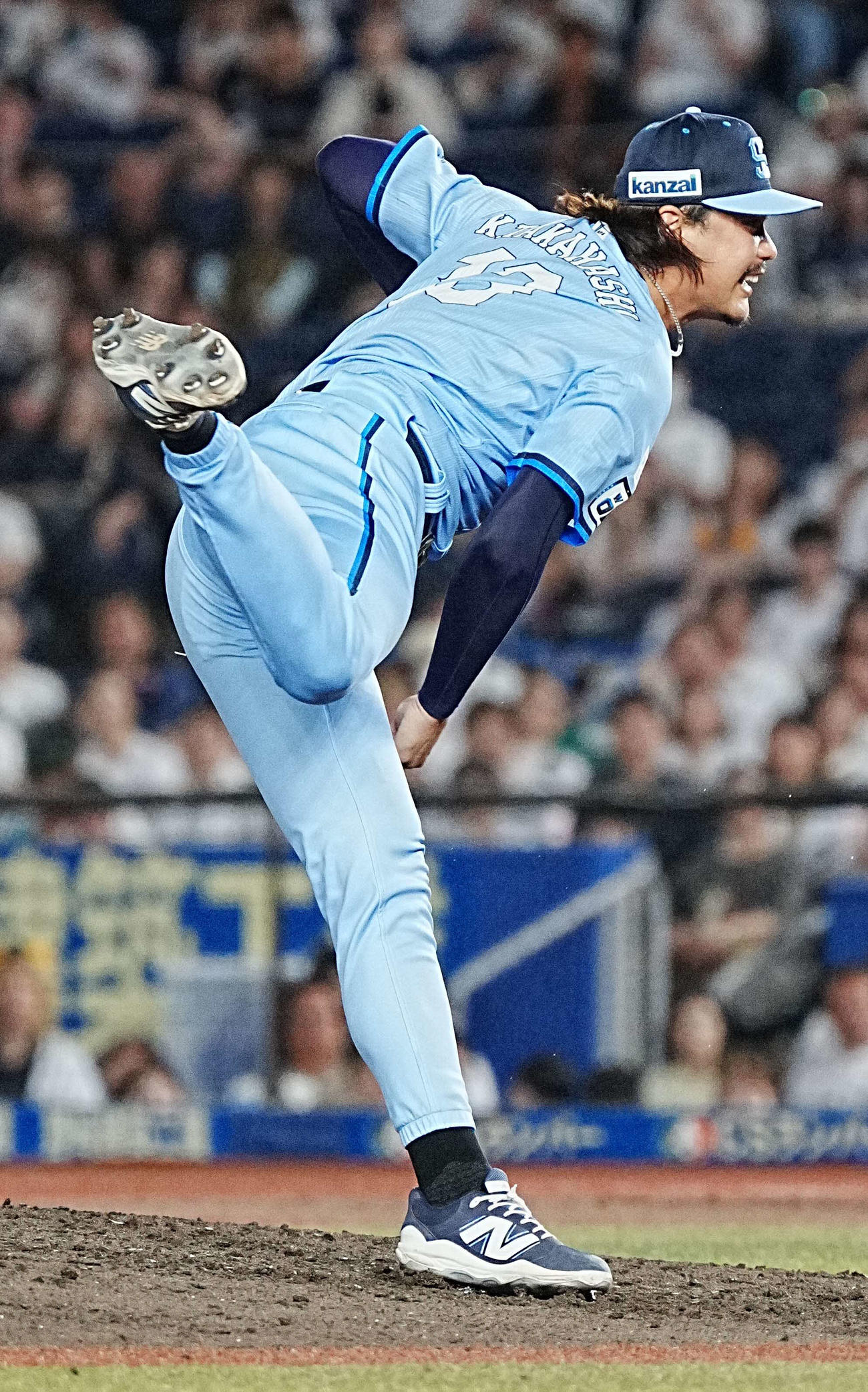ロッテ対西武　西武先発の高橋（撮影・小沢裕）