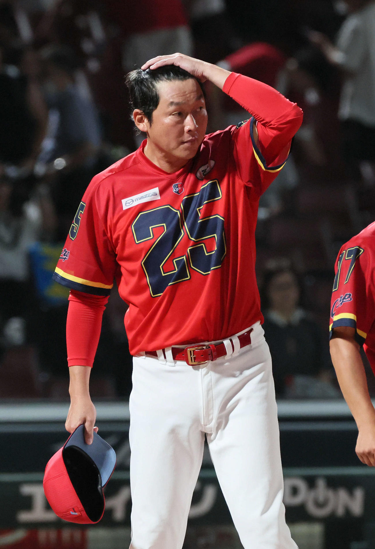 広島対中日　敗れた新井監督（撮影・加藤孝規）