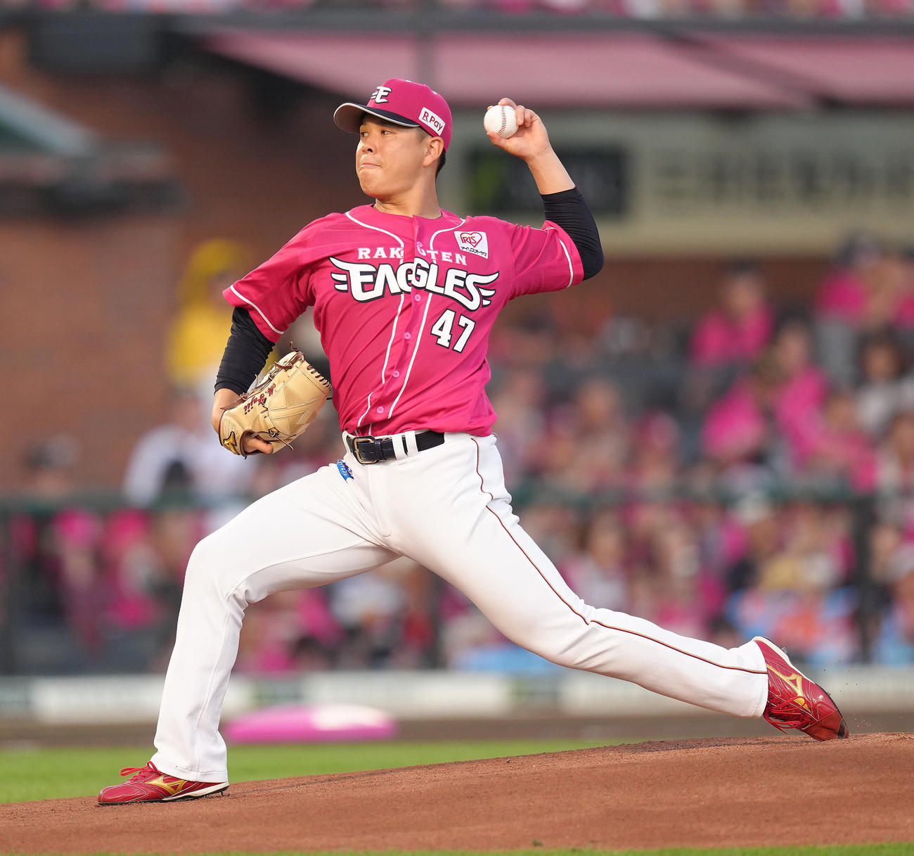 楽天対オリックス　楽天先発の藤井（撮影・足立雅史）