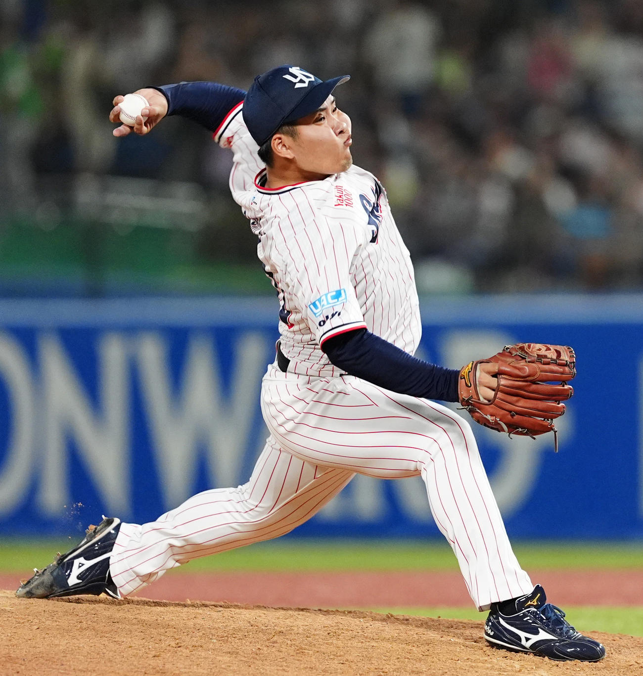 ヤクルト対阪神　10回表に登板するヤクルト荘司（撮影・清水貴仁）