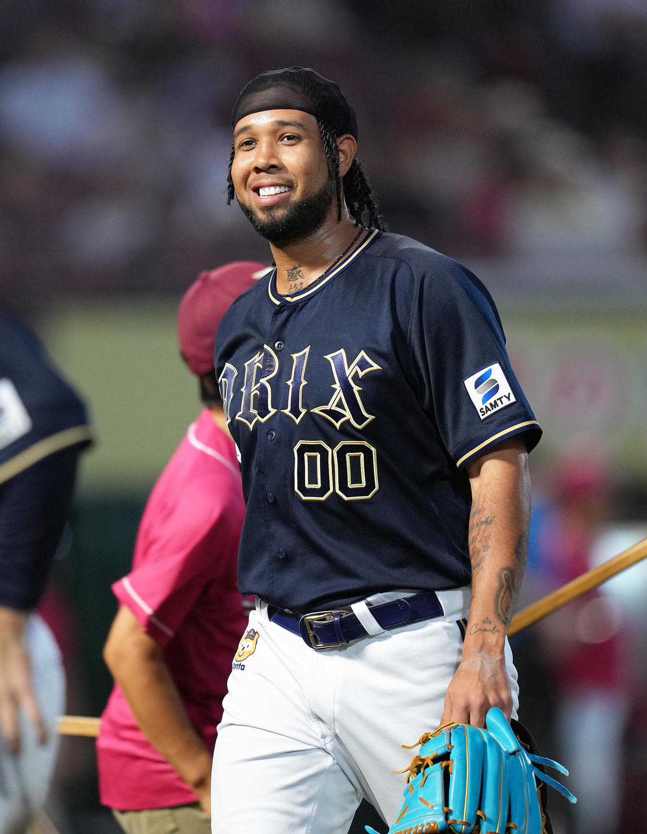 楽天対オリックス　7回を終え、笑顔を見せるオリックス先発のエスピノーザ（撮影・足立雅史）