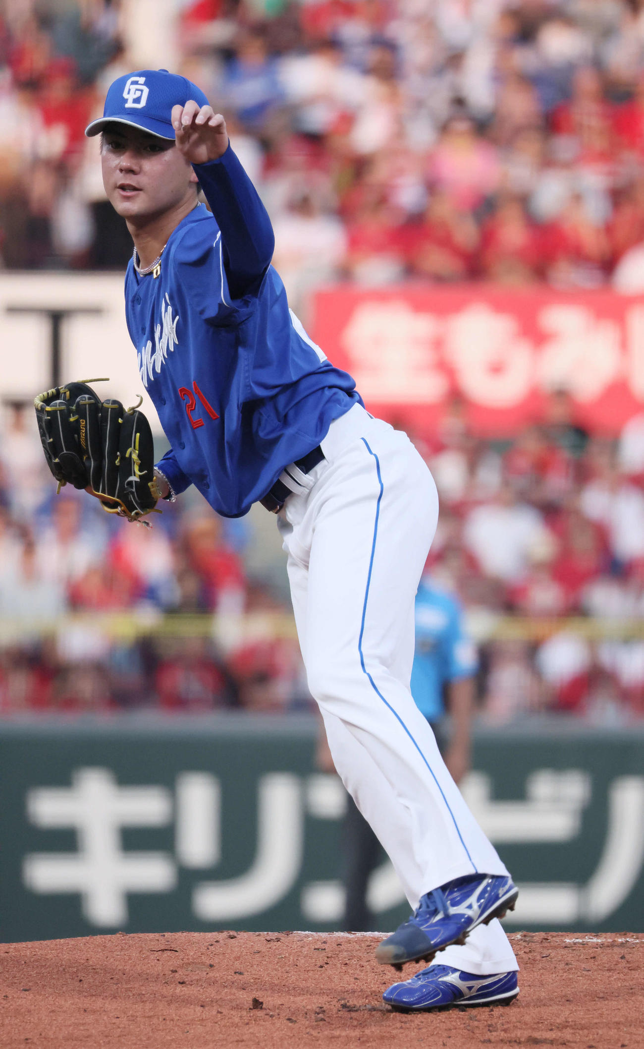 広島対中日　中日先発の金丸（撮影・加藤孝規）