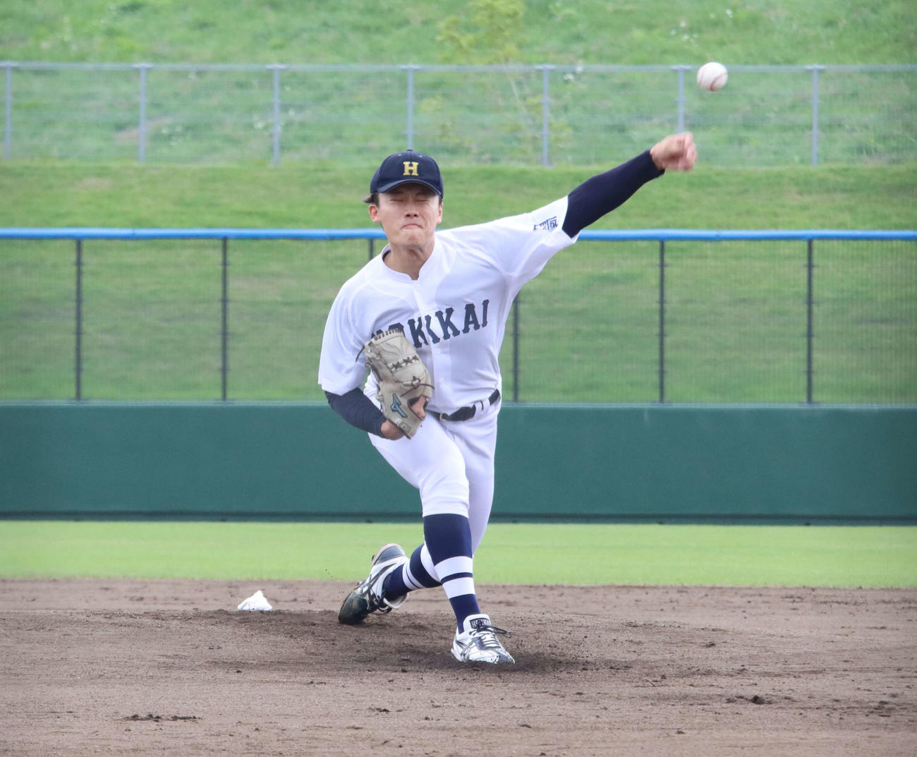 開幕戦で先発した北海学園大の木村（撮影・保坂果那）