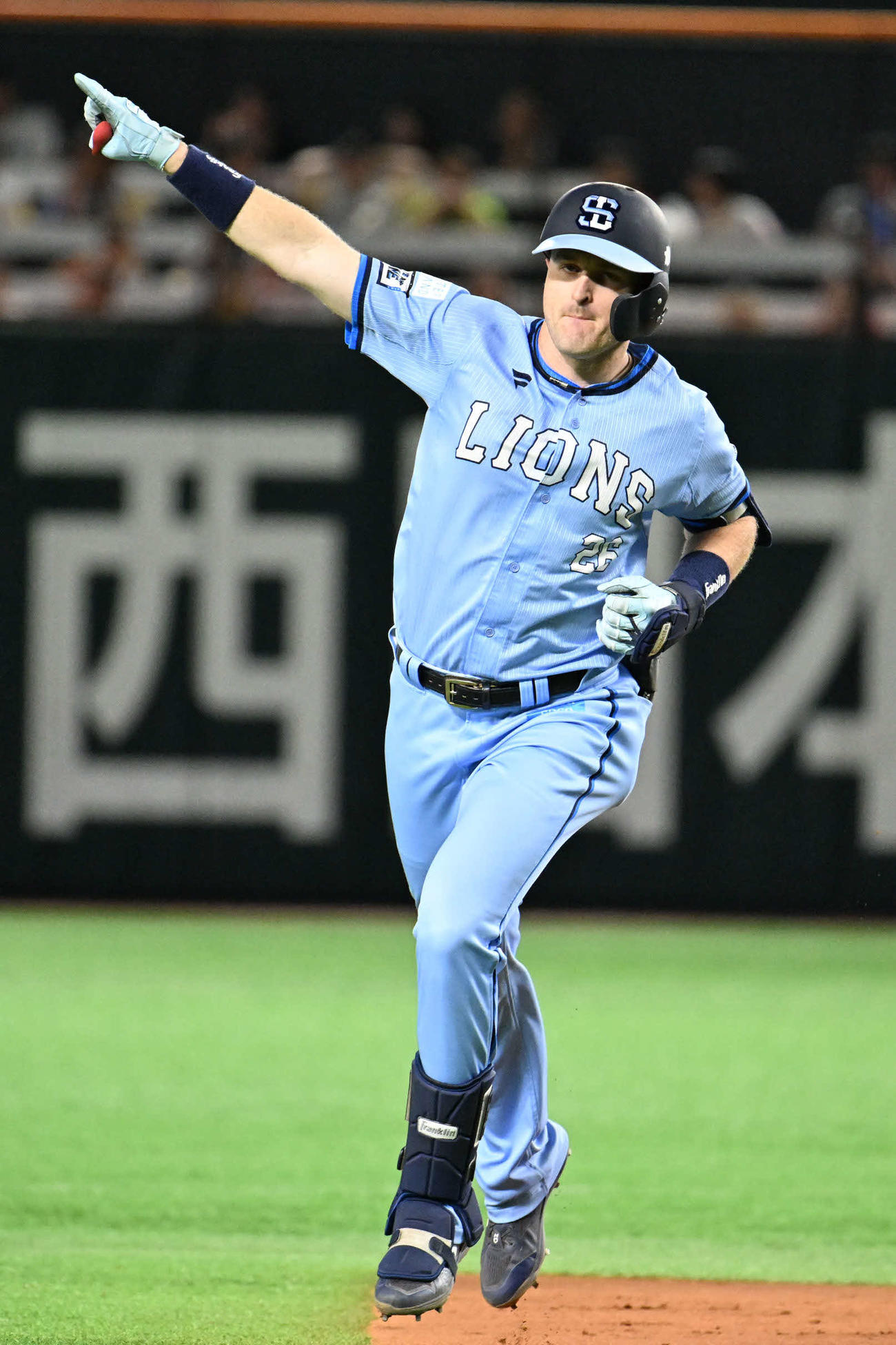 西武ネビン（2025年8月20日撮影）