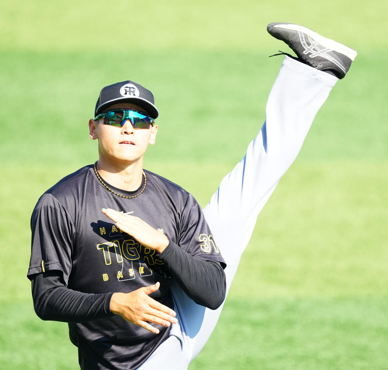 DeNA対阪神　試合前練習に臨む阪神早川（撮影・江口和貴）