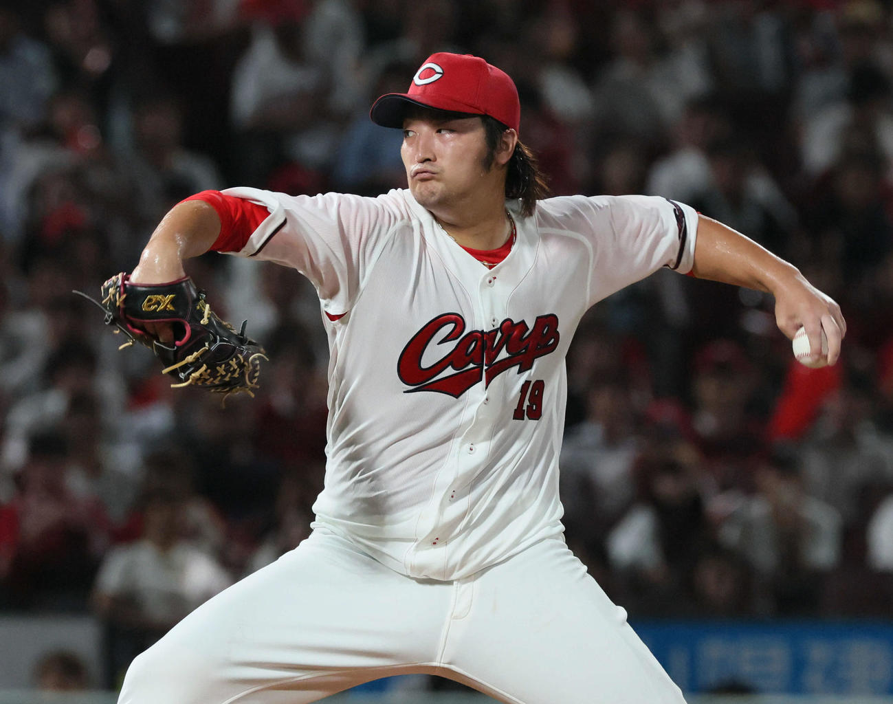 広島対巨人　完投勝利の床田（撮影・加藤孝規）