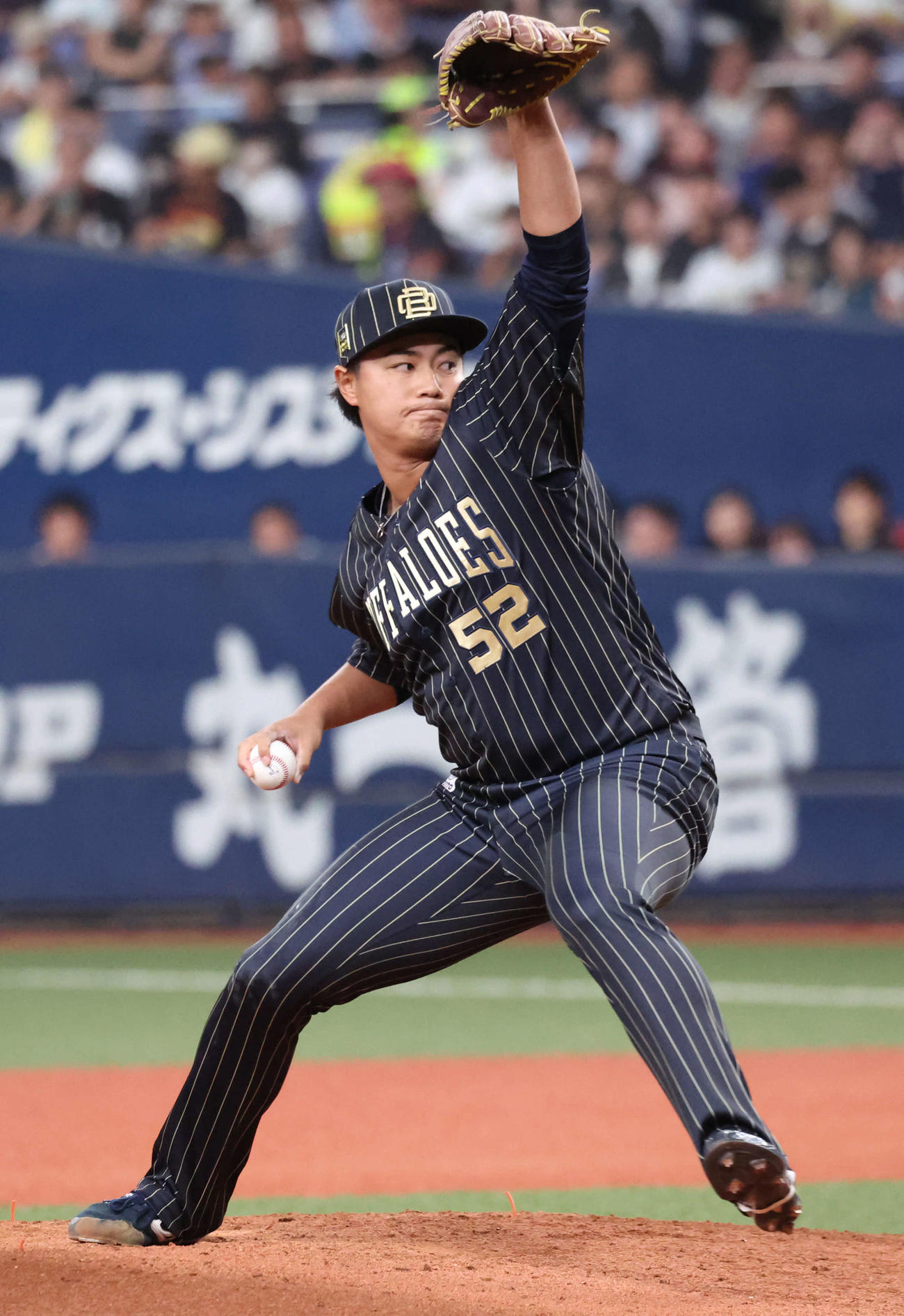 オリックス対ロッテ　4回途中から4番手として登板したオリックス横山楓（撮影・西尾就之）
