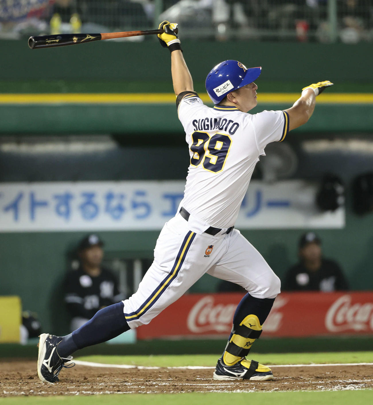 オリックス対ロッテ　2回裏オリックス無死、杉本は中越えに本塁打を放つ（撮影・西尾就之）