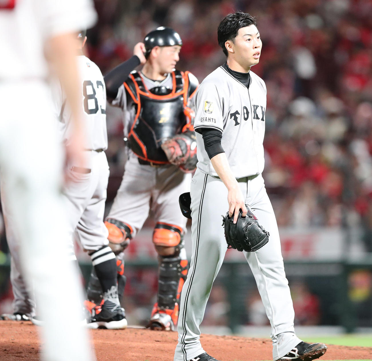 広島対巨人　5回途中に降板する森田（撮影・梅根麻紀）