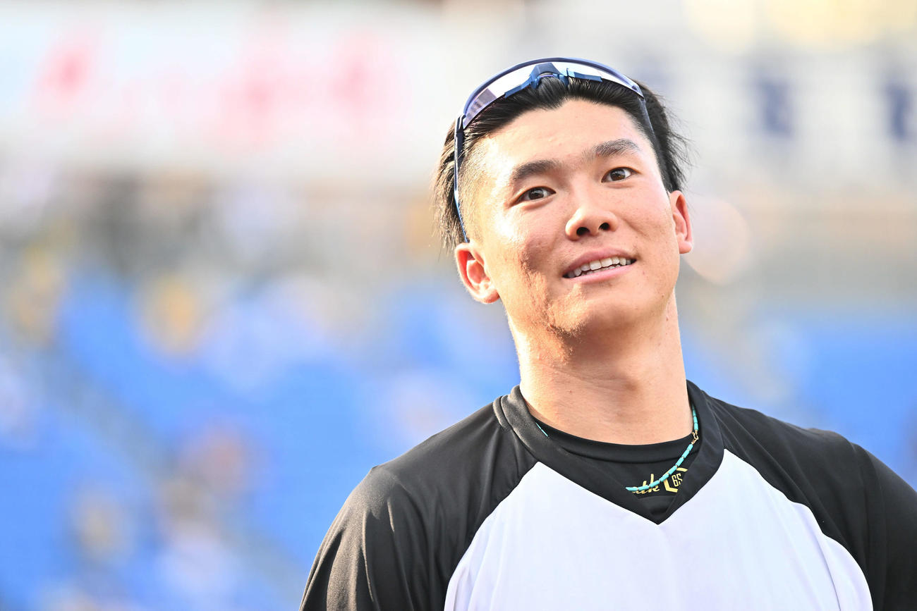 DeNA対阪神　試合前練習を終え引き揚げる阪神湯浅（撮影・滝沢徹郎）
