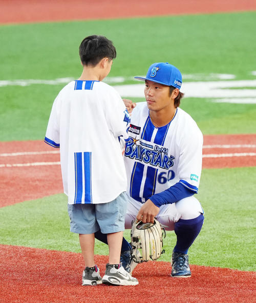 DeNA】知野直人が昇格即スタメンで1号2ラン「一からやり直してきた