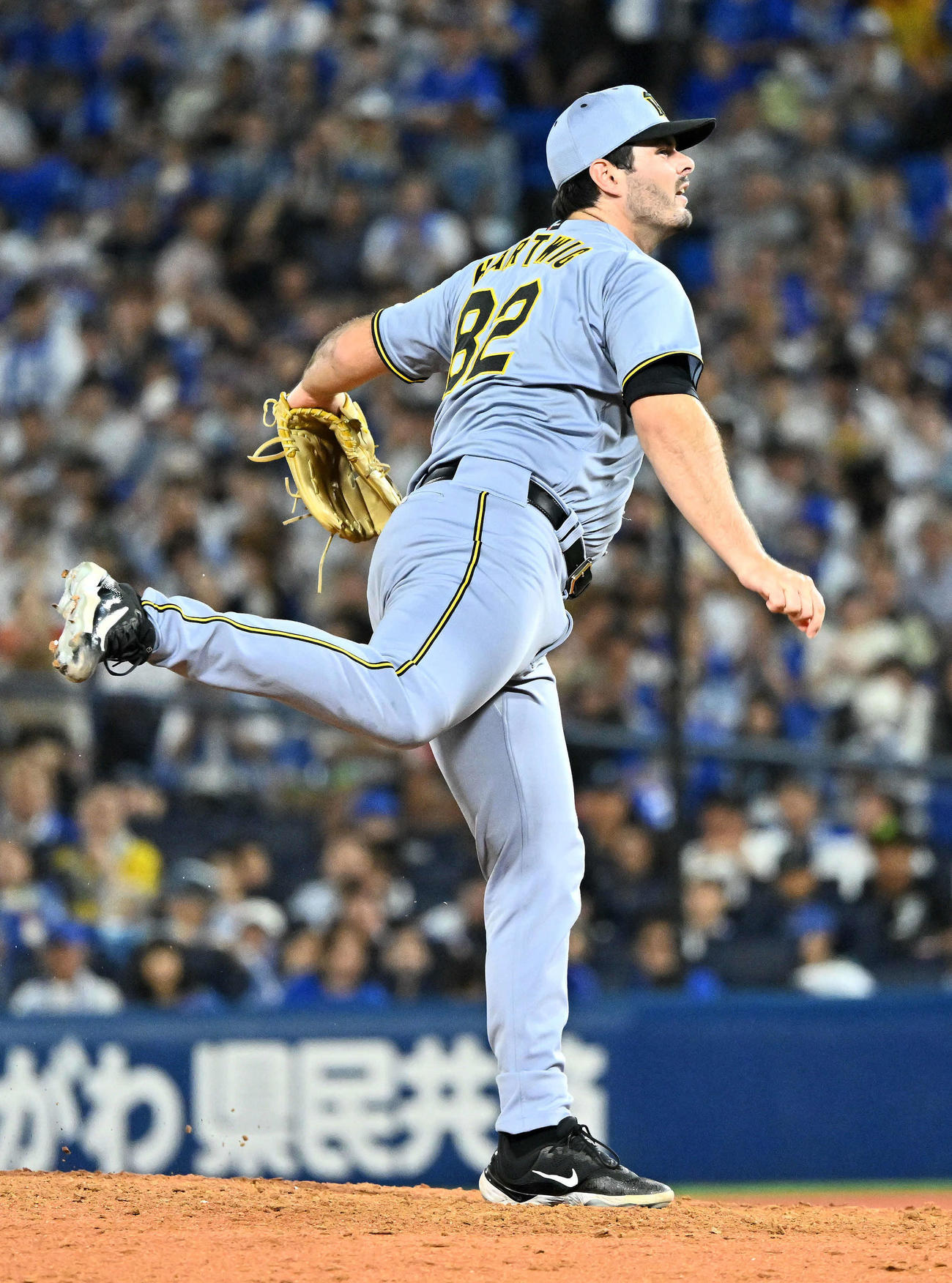 DeNA対阪神　8回裏、阪神4番手で登板するハートウィグ（撮影・滝沢徹郎）
