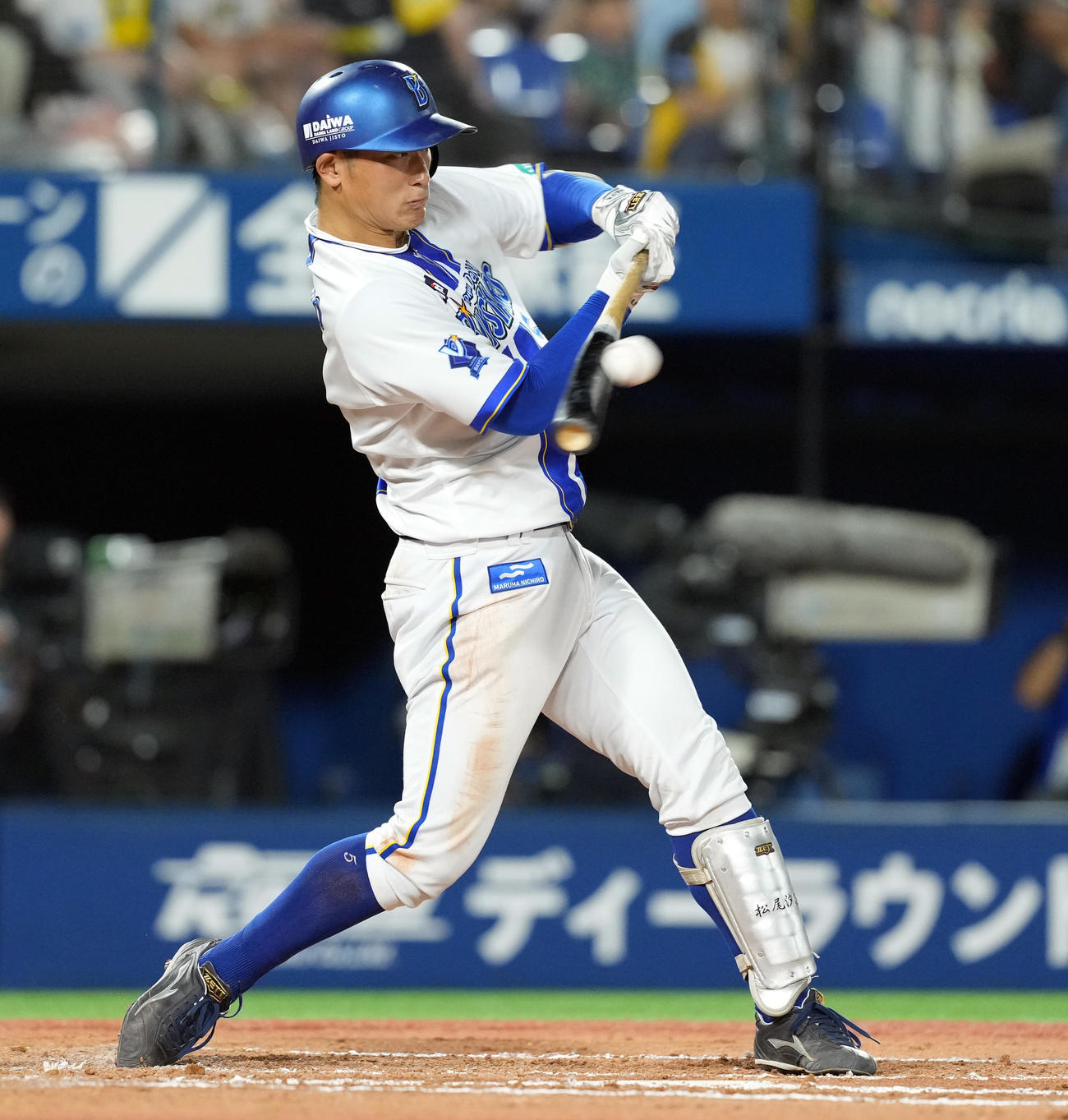 DeNA対阪神　6回裏DeNA1死、右前打を放つ松尾（撮影・たえ見朱実）