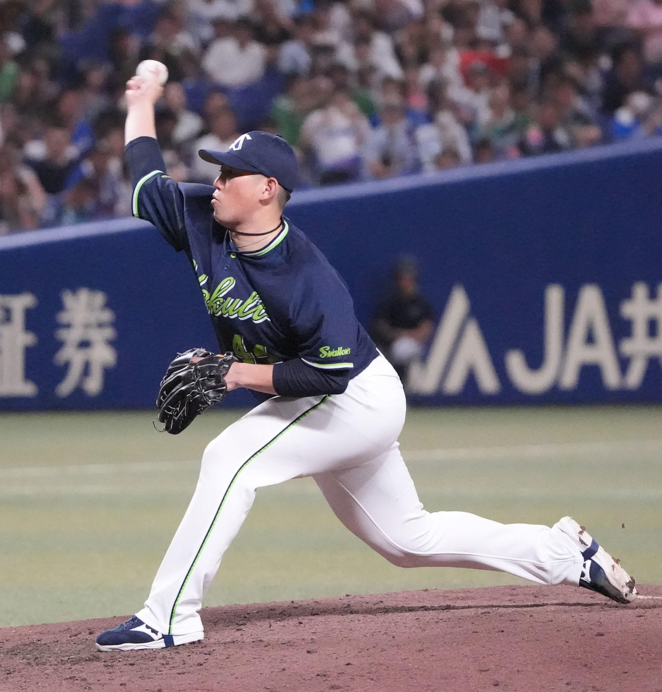 中日対ヤクルト　7回裏、ヤクルト2番手で登板する大西（撮影・森本幸一）
