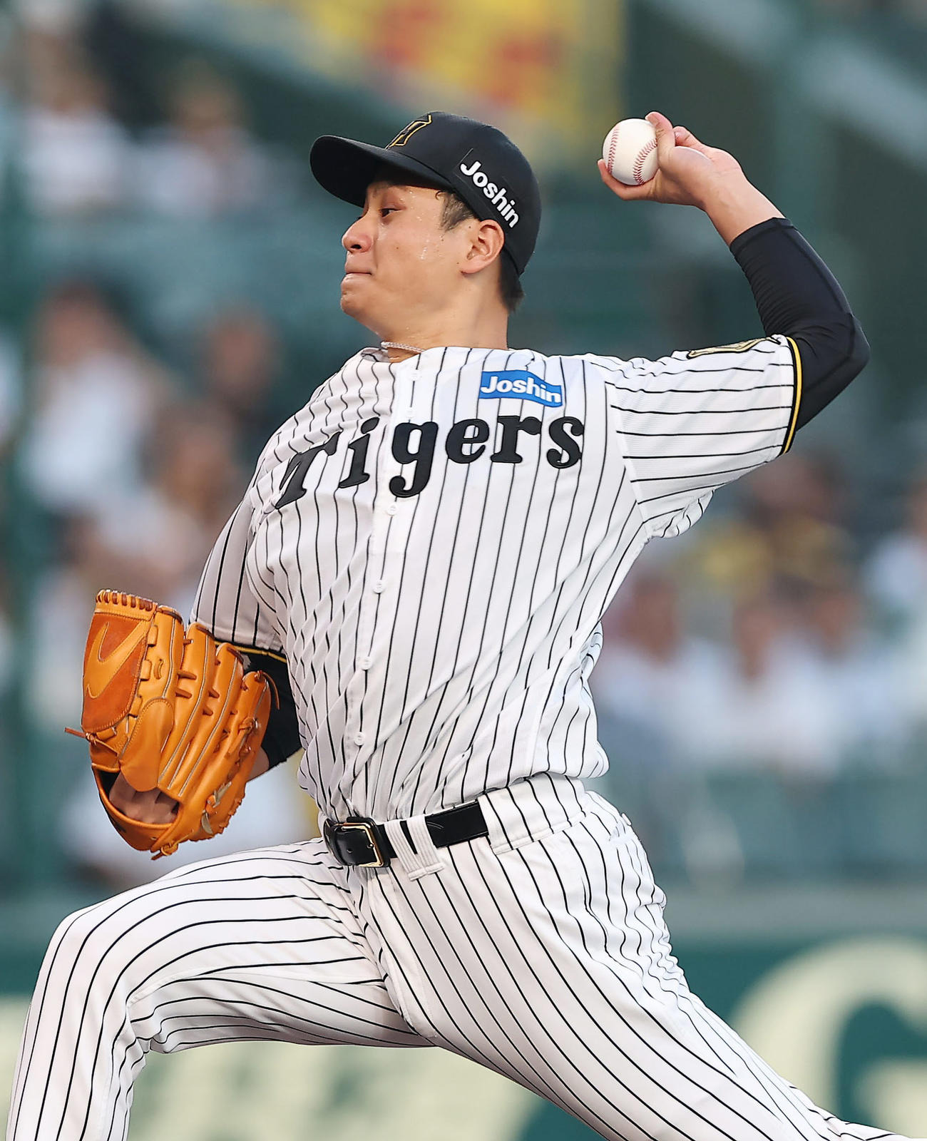 阪神対巨人　力投する阪神先発の大竹（撮影・前田充）