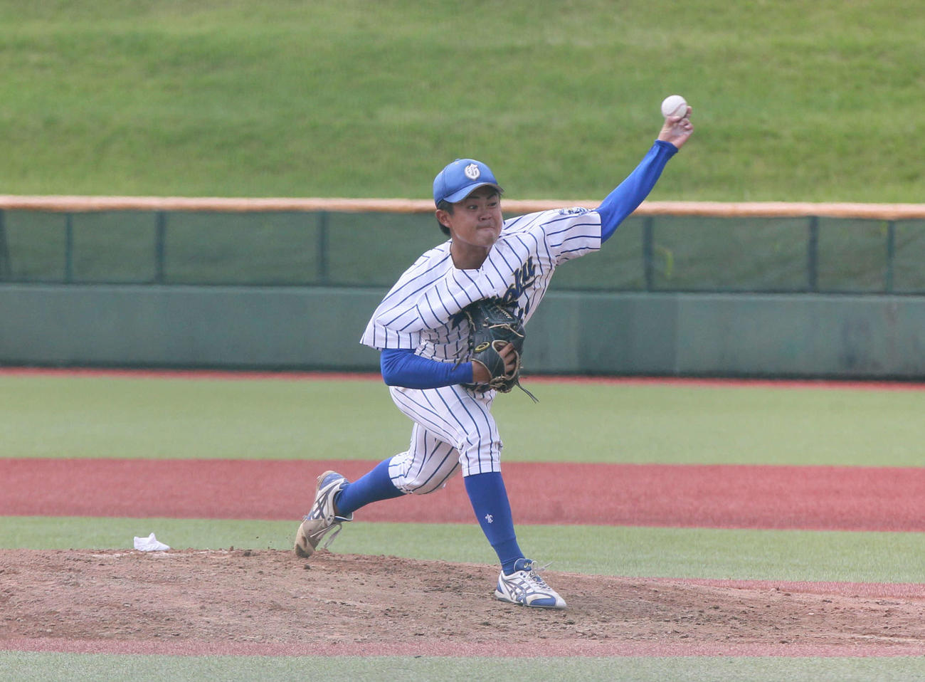 東北学院大対宮城教育大　先発のマウンドに上がった東北学院大・堀川（撮影・高橋香奈）