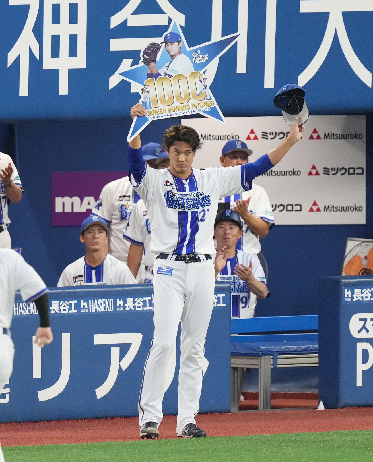 DeNA対中日　初回を3者凡退に抑え、NPB通算1000投球回を達成したDeNA藤浪（撮影・清水貴仁）