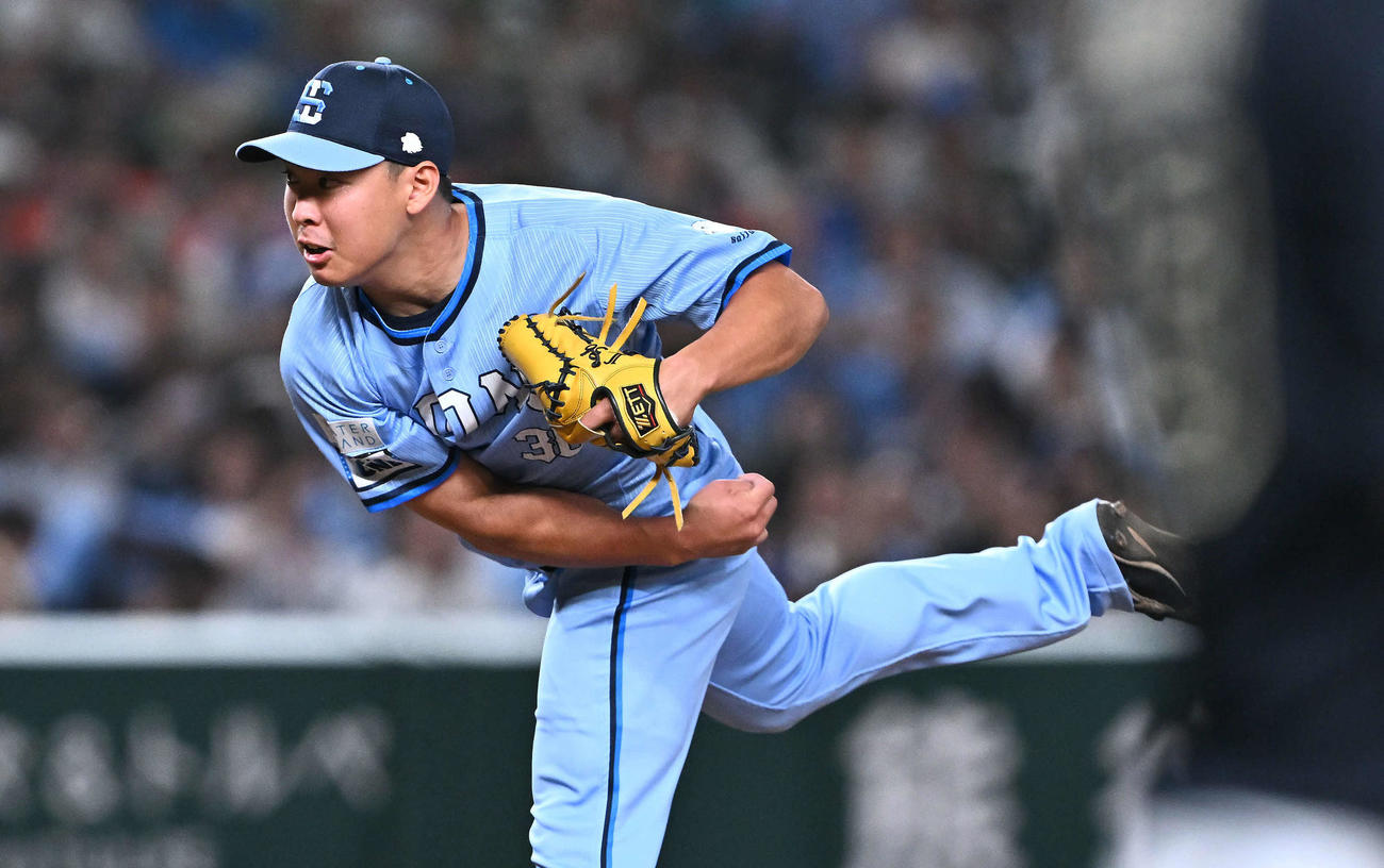 西武対オリックス　西武2番手の山田（撮影・滝沢徹郎）